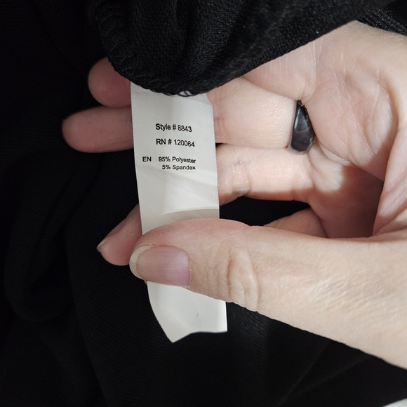 Fashion Nova Lace Bodycon dress. Size Large. - Picture 7 of 8